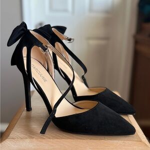 NWOT Elegant Black Heels with Bow by